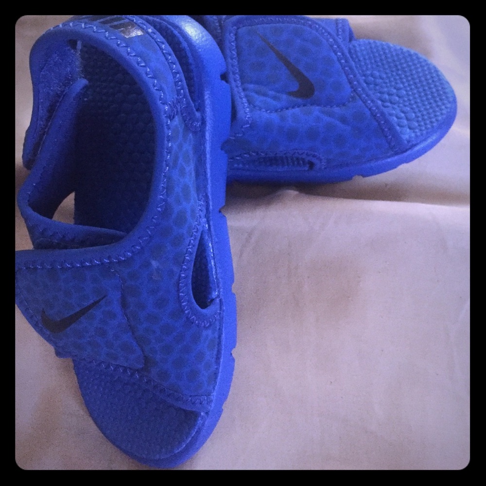 Nike kids sunray size 9c